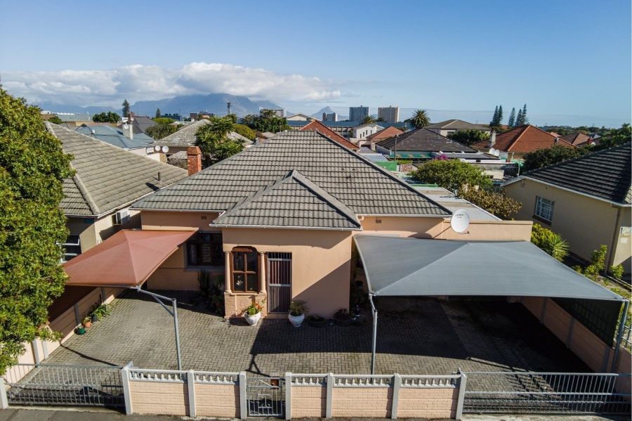 3 Bedroom Property for Sale in Goodwood Estate Western Cape